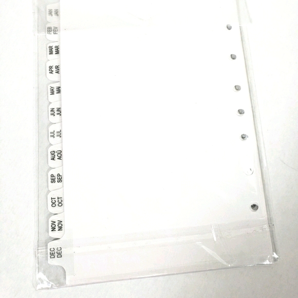 Avery Page Dividers for Planner, Agenda or Binder - Picture 2 of 3